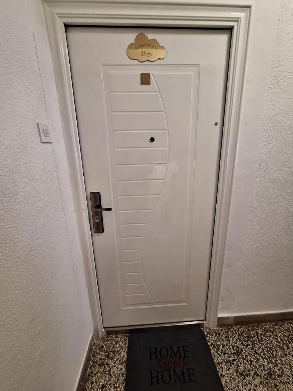 Apartment Duca بلوزين المظهر الخارجي الصورة